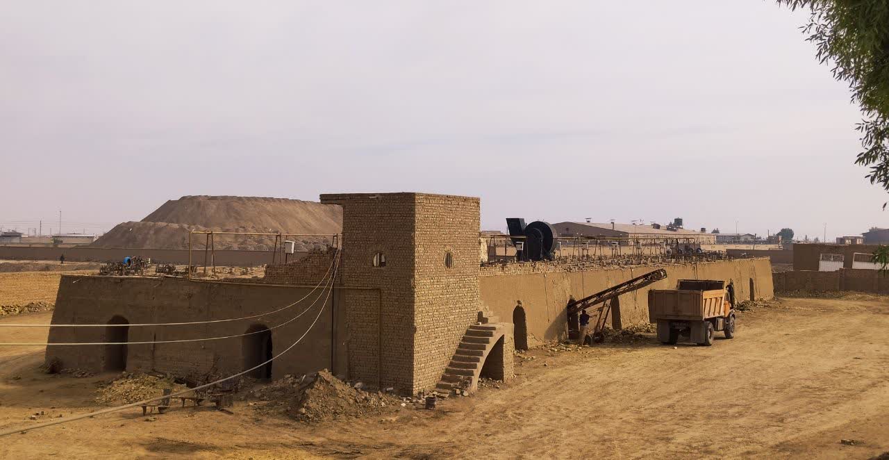 استمداد مدیرکارخانه آجر پزی آفرین از مسوولان دولتی برای حل معضل افزایش تصاعدی قیمت گاز 