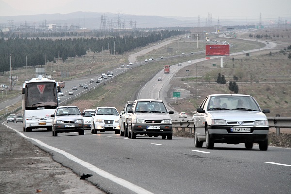 افزایش ۷ درصدی ورود خودرو به استان قم