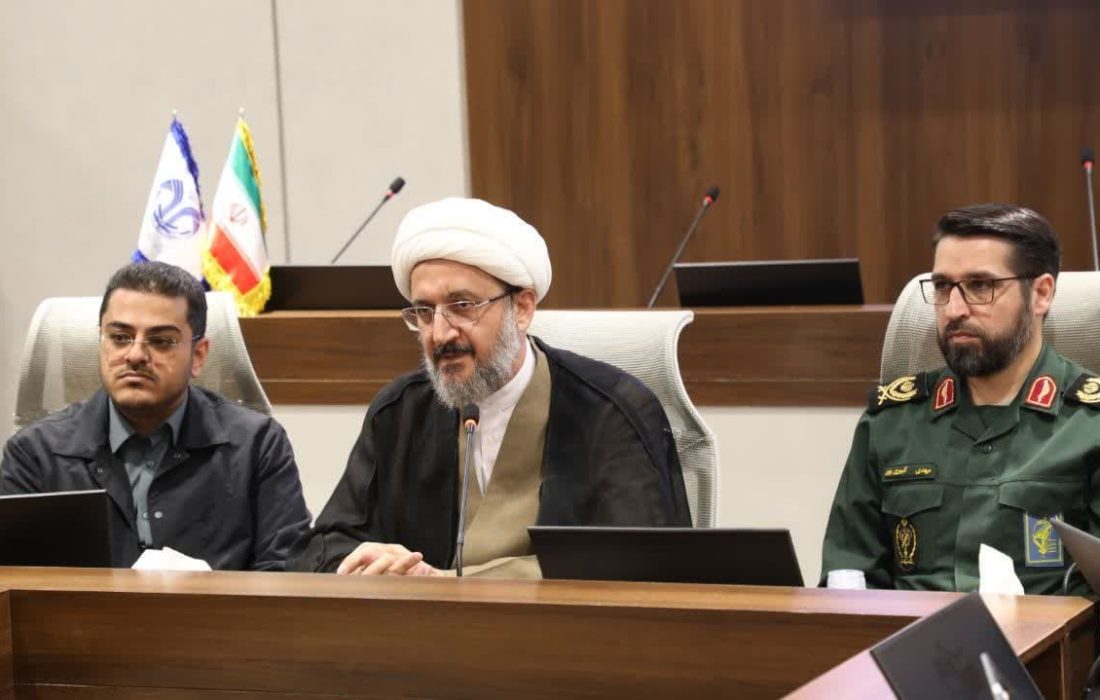 رسالت اصلی بسیجی دیده بانی جهت گیری های کلی نظام، مسئولین و مطالبه‌گری صحیح است