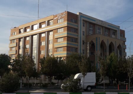 رسانه‌ها معترضند؛ روابط عمومی استانداری قم شخصی‌سازی شده است