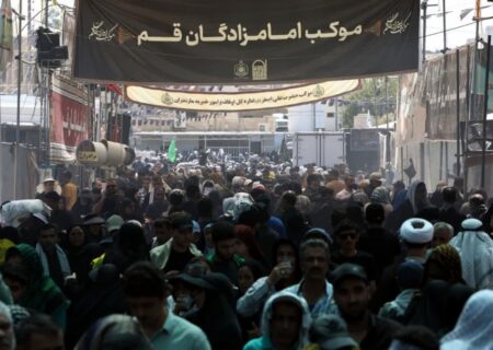 توزیع ۳۶۶ هزار پرس غذای اصلی و میان وعده توسط موکب امامزادگان قم در سامرا