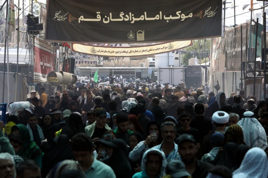 توزیع ۳۶۶ هزار پرس غذای اصلی و میان وعده توسط موکب امامزادگان قم در سامرا