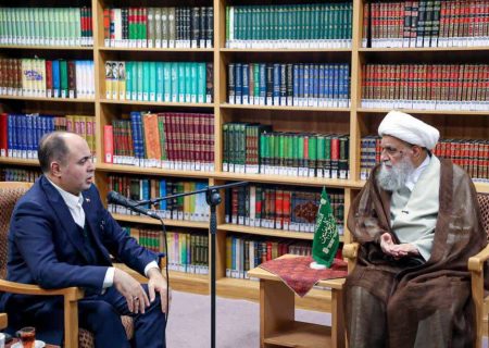  مسئولان شب و روز خود را وقف رفع دغدغه‌های معیشتی مردم کنند