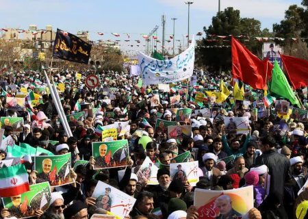 محکومیت اظهارات تهدیدآمیز ترامپ علیه رهبر انقلاب از سوی جمعی از اساتید دانشگاه و مردم قم