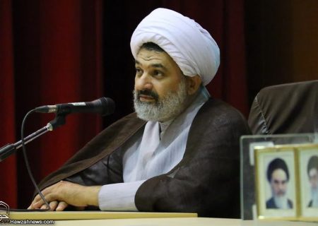 اجرای ۱۳۰ برنامه ایام‌الله دهه فجر و شعبانیه در ۳۰ بقعه متبرکه قم/ برپایی موکب امامزادگان قم در جوار مسجد جمکران