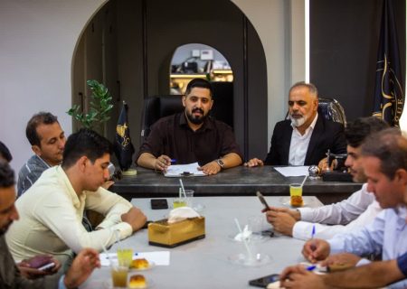 آذین چگونه در بازار پوشاک ماندگار شد؟